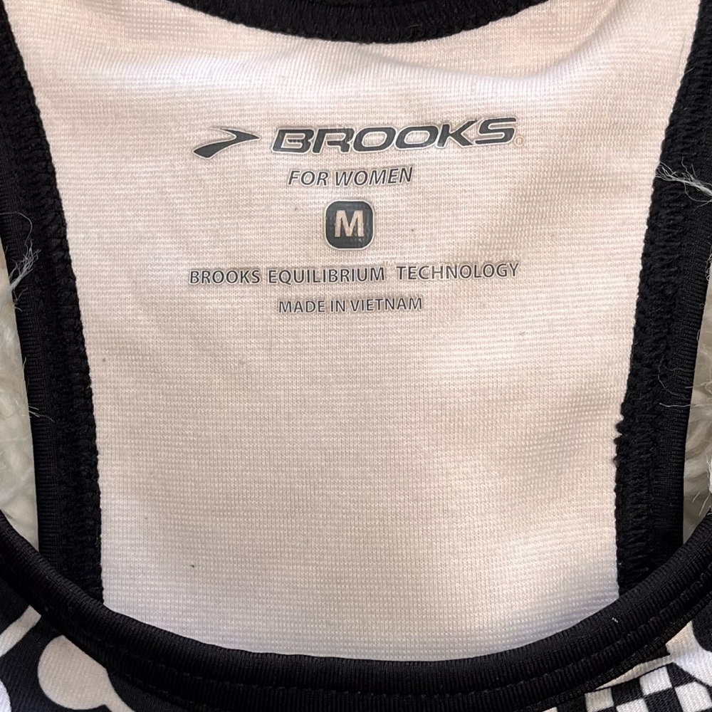 Brooks Women’s Black & White Razorback Sports Top. Size M - Picture 4 of 4
